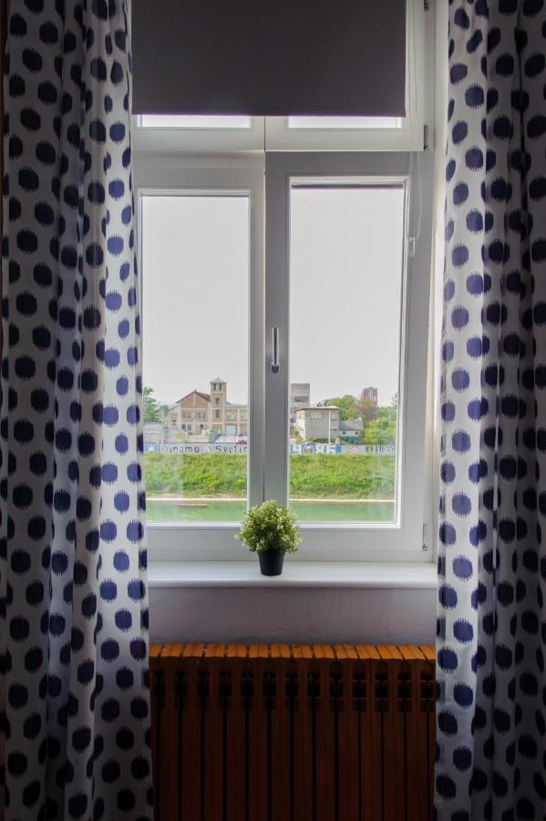 Cozy River View Apartment Karlovac Exteriör bild