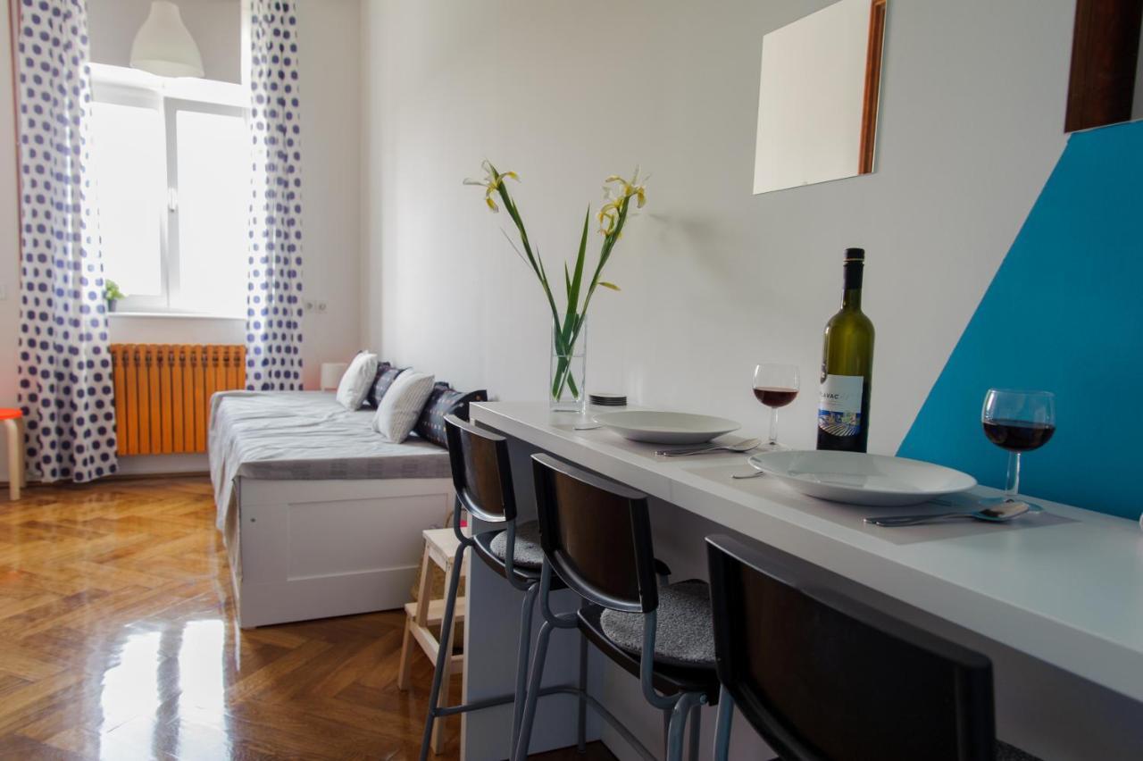 Cozy River View Apartment Karlovac Exteriör bild