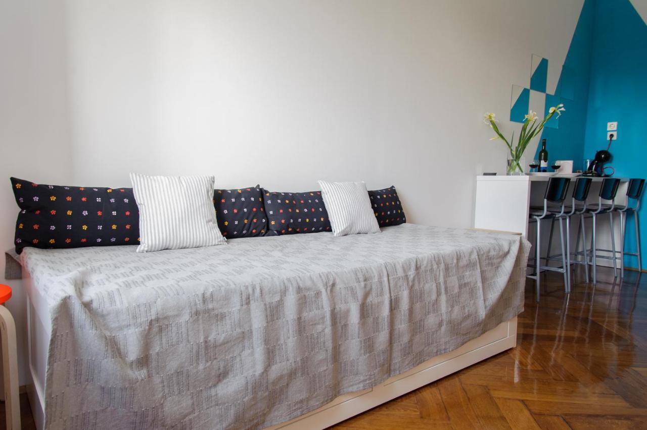 Cozy River View Apartment Karlovac Exteriör bild