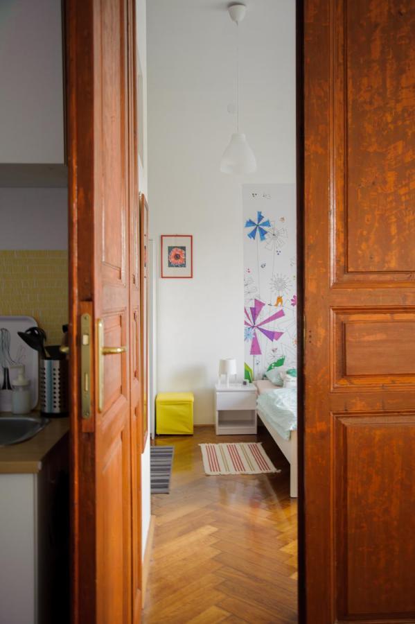 Cozy River View Apartment Karlovac Exteriör bild
